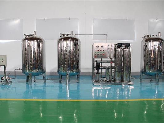 純淨水設(shè)備(bei)